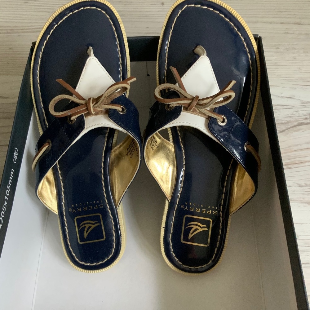 Sperry Thong Sandals Navy and White 6 Med